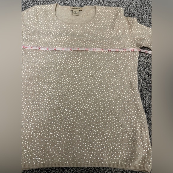 Vertical Design 2 ply cashmere Full Sequined Crewneck sweater Sz M Tan Holiday - Picture 9 of 10